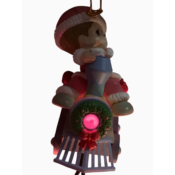 Precious Moments Lighted Christmas Ornament Santa Claus On A Train 1999 Enesco - Picture 10 of 16